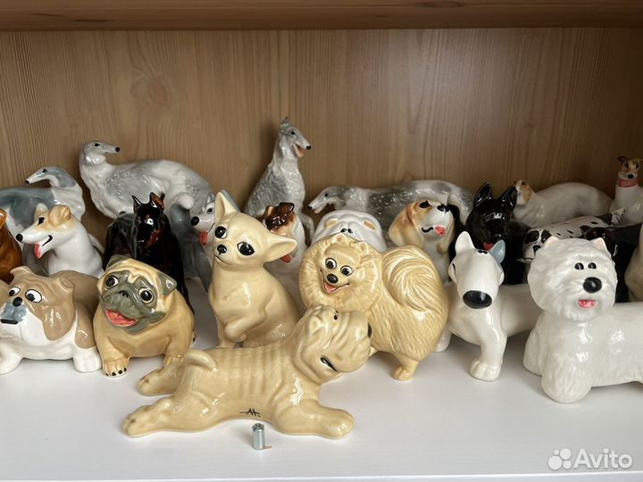 Статуэтки собак