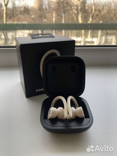 Наушники Beats Powerbeats Pro