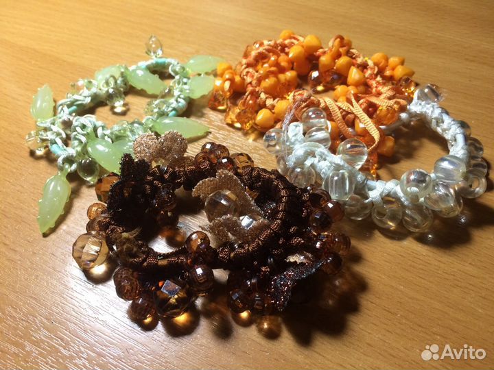 Украшения для волос. Резинки. Заколки