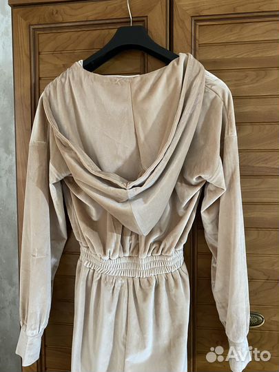 Продам новый комбинезон