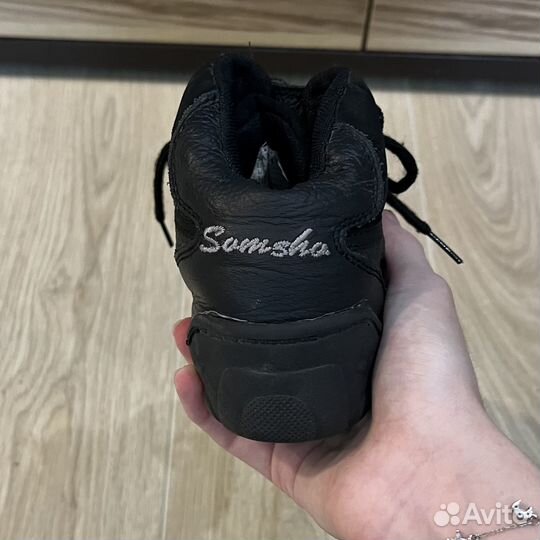 Танцевальные кроссовки