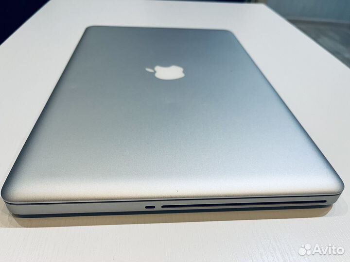 Apple MacBook Pro 15 2009