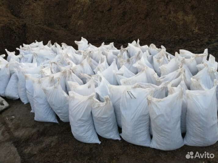 Перегной 30%, плодородная почва 40%, торф 30% - см