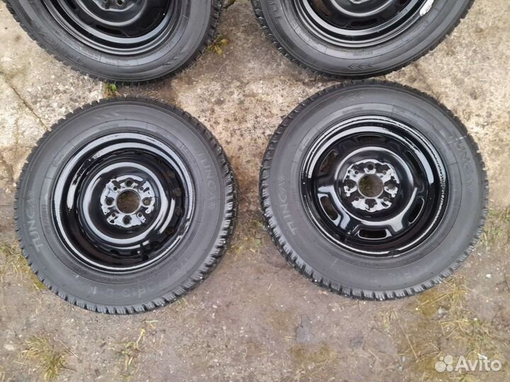 Колёса в сборе на Ваз R-13