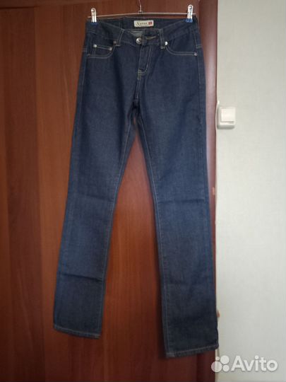 Джинсы