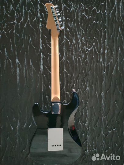 Электро гитара с комбиком