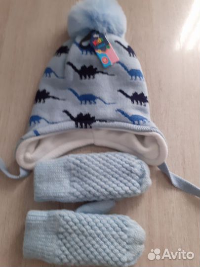 Шапка детская новая