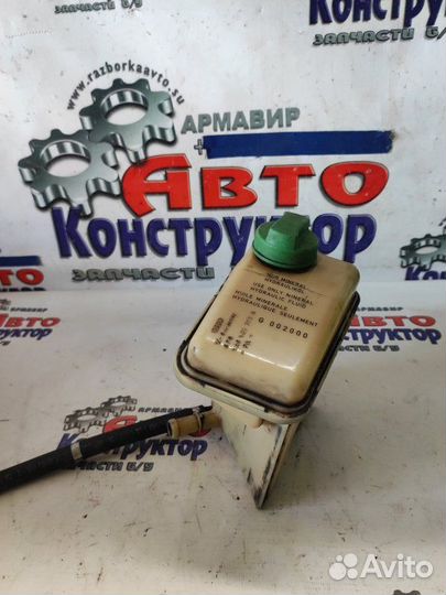 Бачок гидроусилителя Audi A8 4.2 Quattro седан AKG