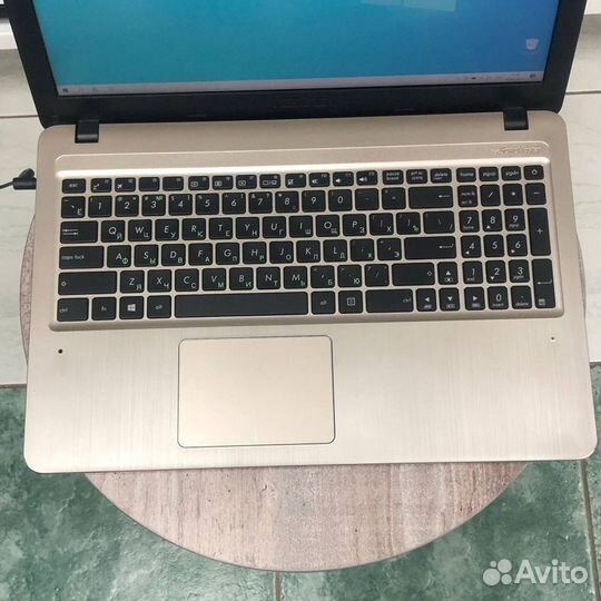 Ноутбук asus VivoBook R540U Core i3 RAM 8 SSD 240