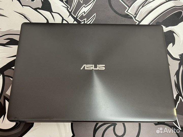 Ноутбук Asus i7