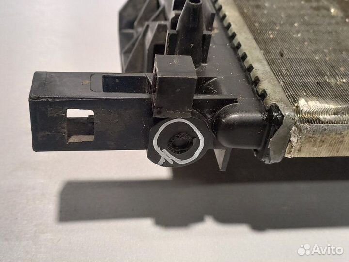 Радиатор охлаждения Renault Logan 2 K7MA812 2017