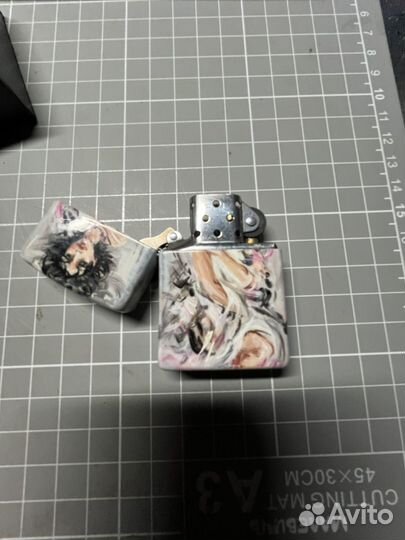 Зажигалка zippo
