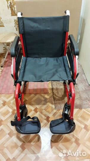 Кресло-коляска инвалидная базовая облегчённая