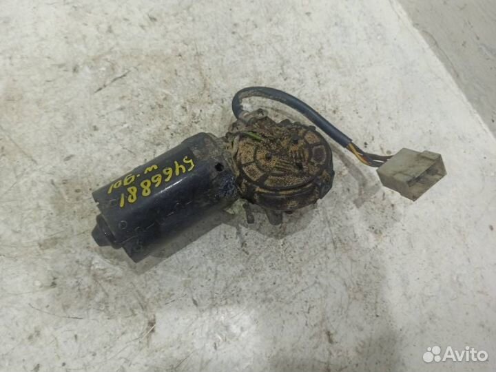 Моторчик стеклоочистителя передний