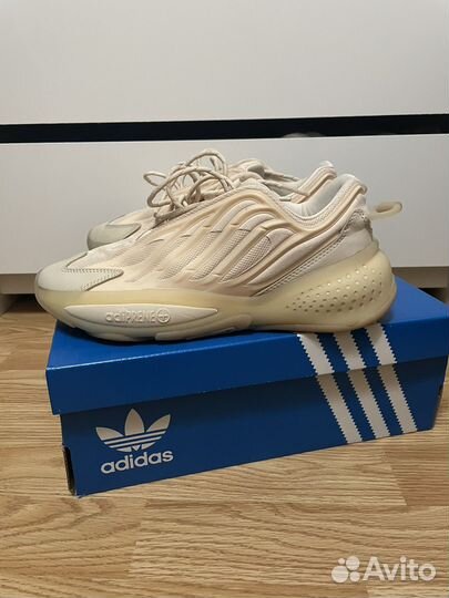 Кроссовки adidas ozrah
