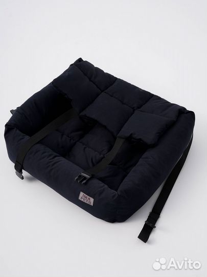Лежанка в машину для собак и кошек