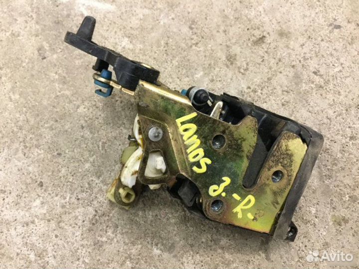 Замок двери задней Chevrolet Lanos 2004