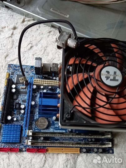 Материнская плата