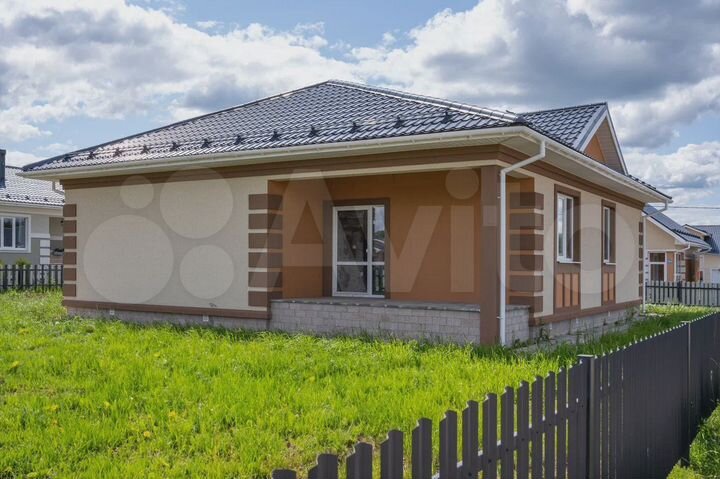 Дом 121,7 м² на участке 7,5 сот.