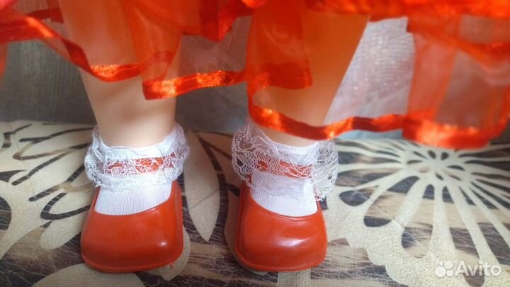 Кукла большая