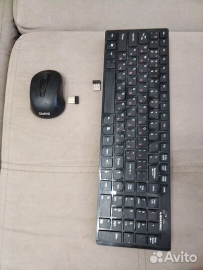 Беспроводная клавиатура и мышка комплект