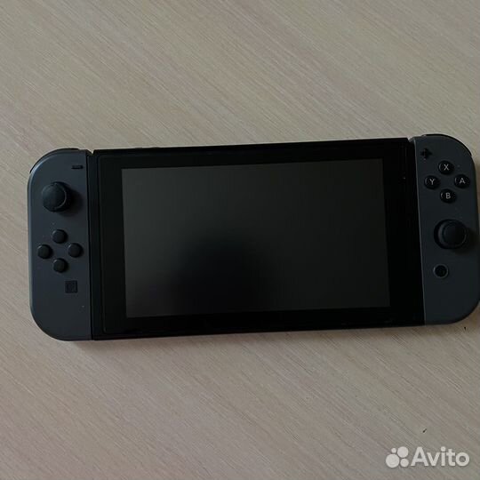 Nintendo switch 2 ревизии с флешкой