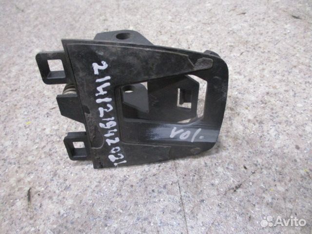 Кронштейн Volvo 21934868