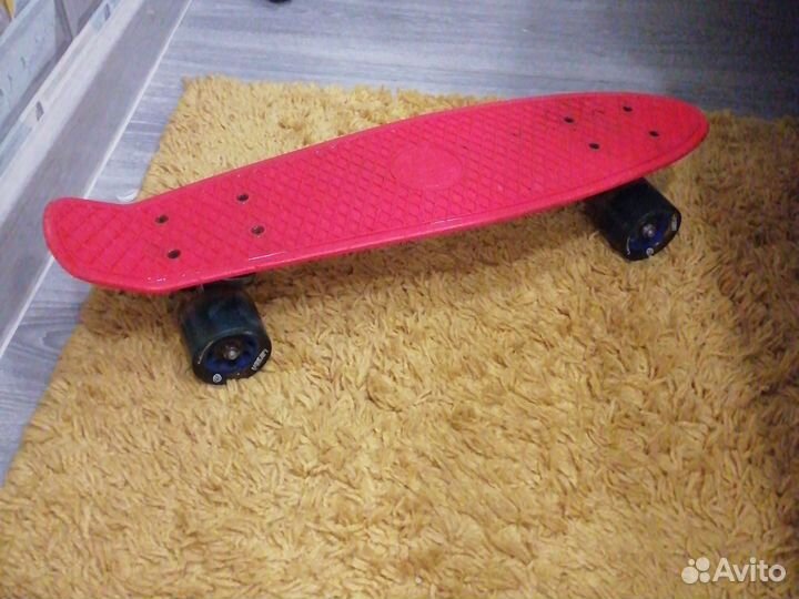 Продам целый пениборд, б/у