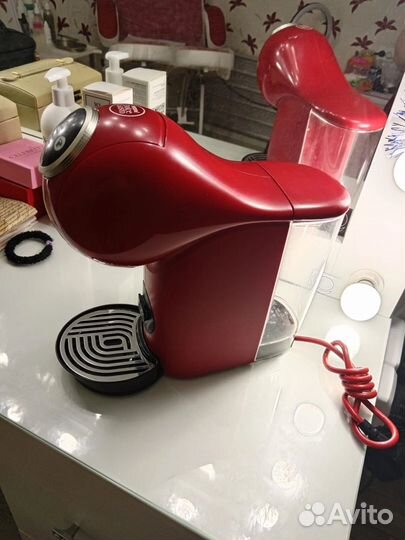 Кофемашина dolce gusto
