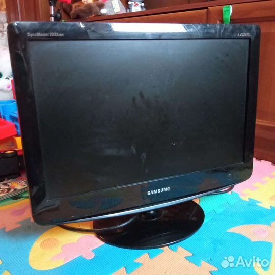 Монитор Samsung