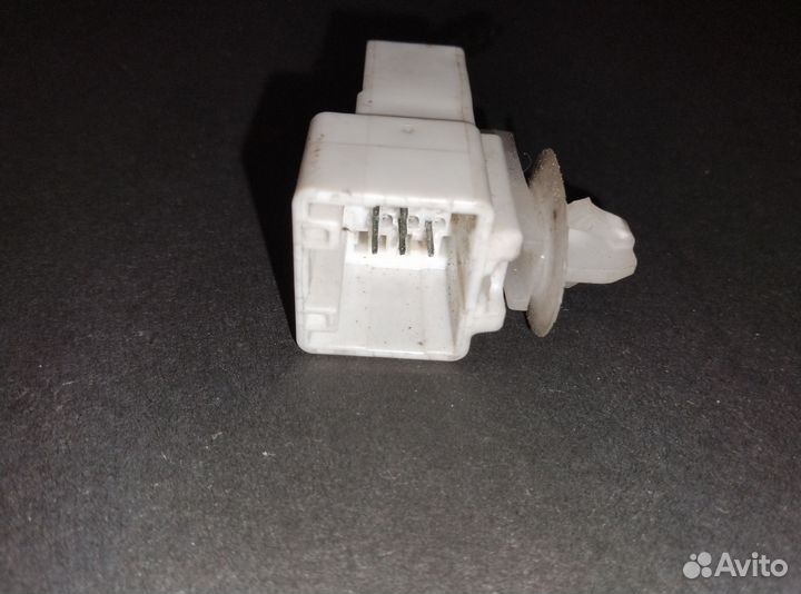 Фишка тoйoтa лекcуc pазъем tоyоta lеxus 12499