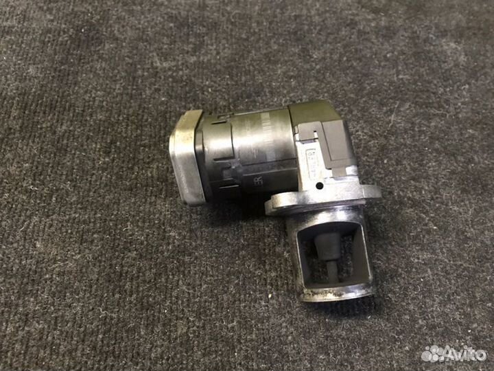 Клапан EGR Mercedes Ml W164 OM642.940 2005