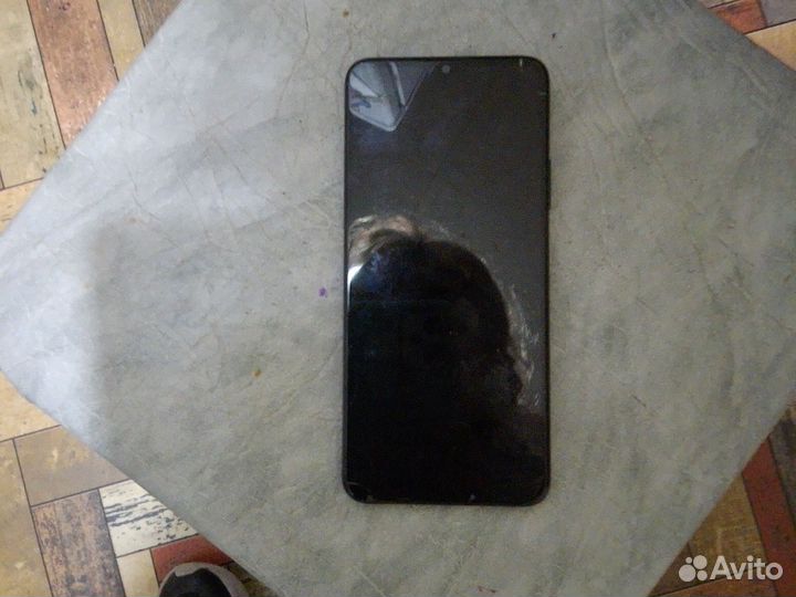 Телефон