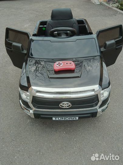 Детский электромобиль