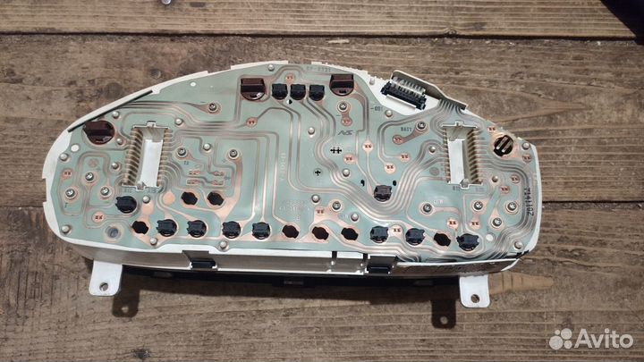 Панель приборов Mitsubishi Carisma Мицубиси Каризм