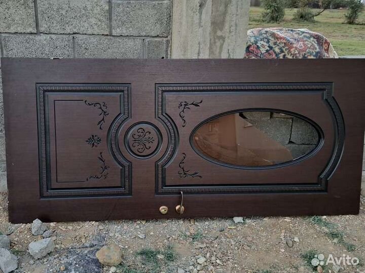 Дверца со стеклом