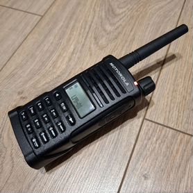 Рация Motorola XT665d