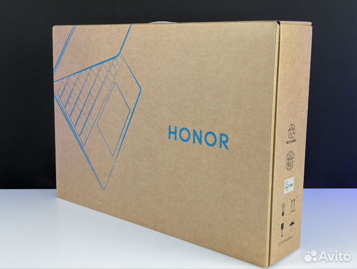 Honor MagicBook 14 ryzen 5 5500U 16GB RAM IPS FHD