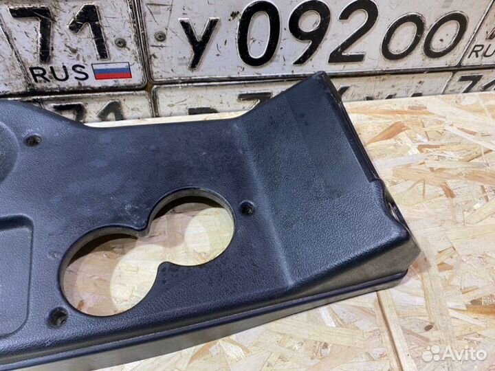 Центральная консоль Ваз 21214 2012