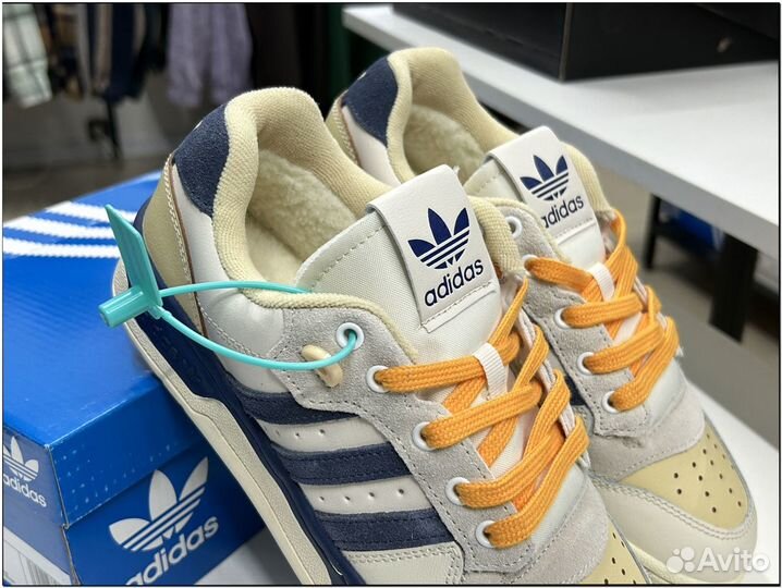 Adidas мужские кроссовки