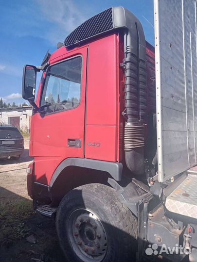 Volvo FMX с КМУ, 2011