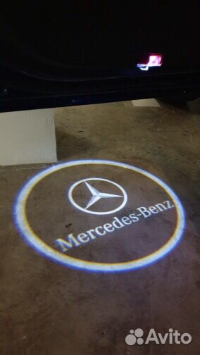 Новая 3Д подсветка с логотипом для Mercedes Benz