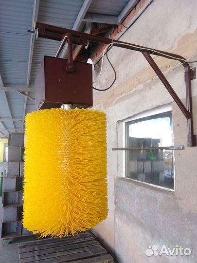 Щетка - Чесалка для коров (крс)