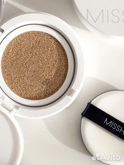 Увлажняющий тональный кушон Missha 21 и 23 тон