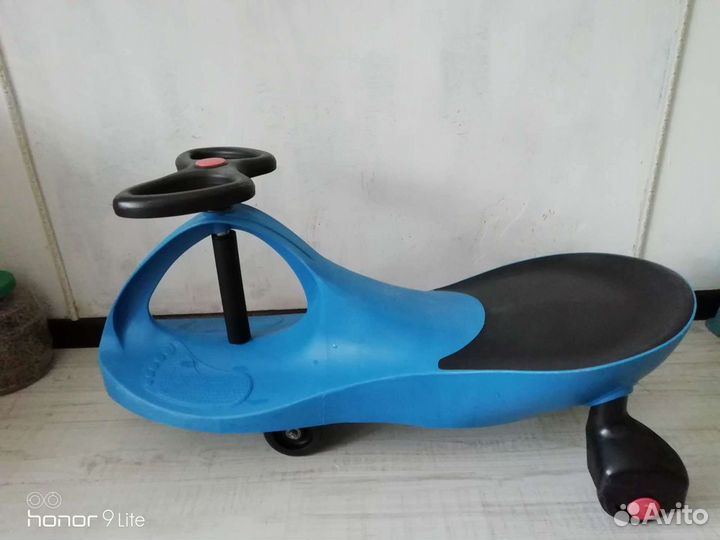 Машинка бибикар