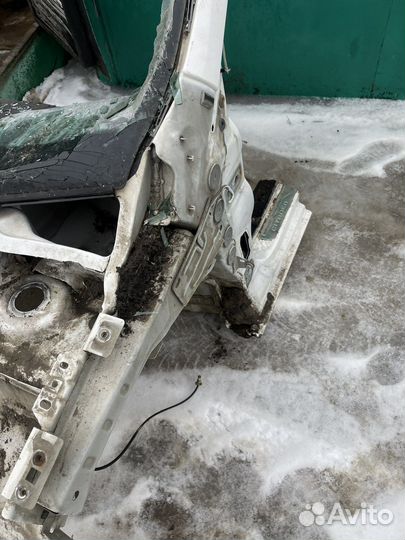 Четверть передняя левая Ситроен С4 b7