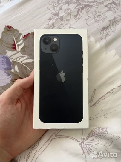 Коробка от iPhone 13