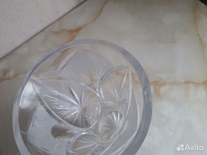 Хрустальные вазы, конфетницы, пепельницы