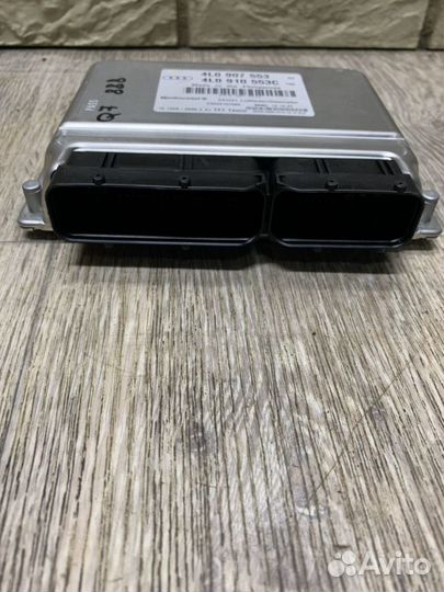 Audi Q7 4L Блок управления подвеской