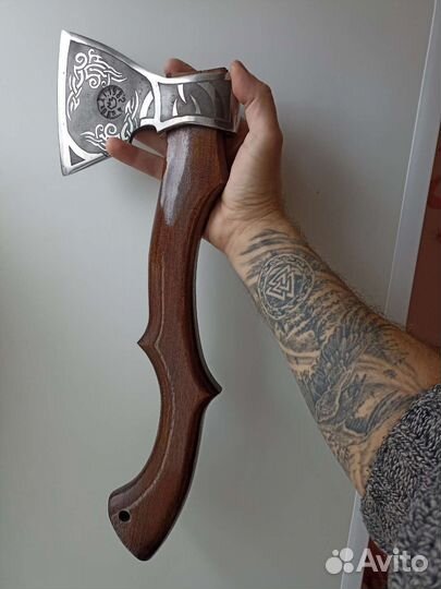 Топор ручной работы